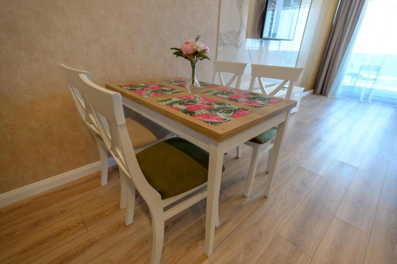 Plazza Mamaia Nord Aparthotel Năvodari Екстериор снимка