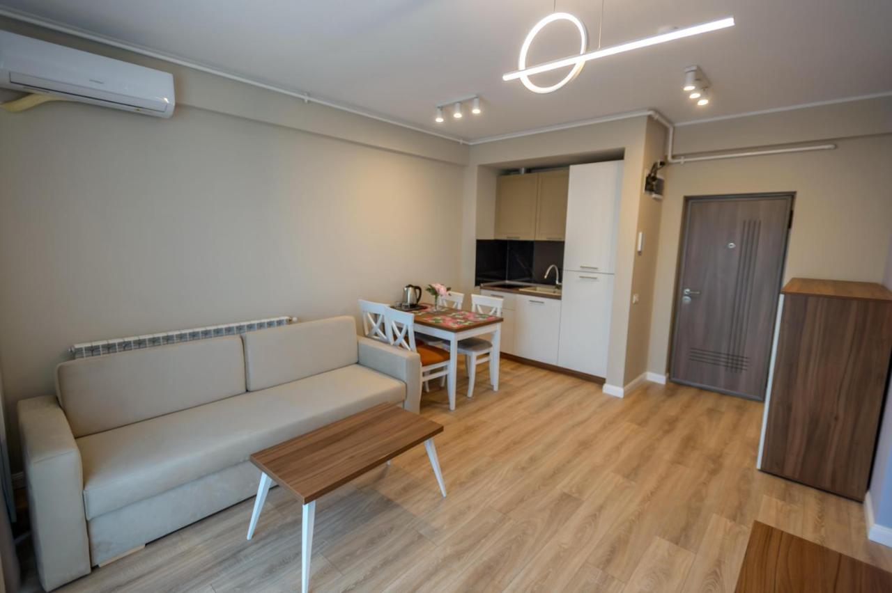 Plazza Mamaia Nord Aparthotel Năvodari Екстериор снимка